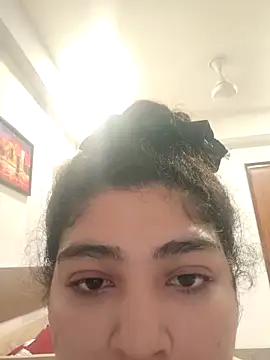 Snapshot of naina78910 chatting on 09/23/25, 08:32 naina78910 online show from 09/23/25, 08:32