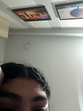 naina78910 online show from 11/12/25, 02:54