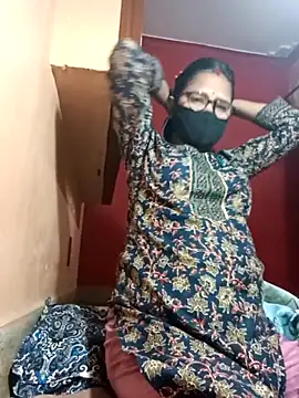 Snapshot of runi31 chatting on 02/04/26, 09:48 runi31 online show from 02/04/26, 09:48