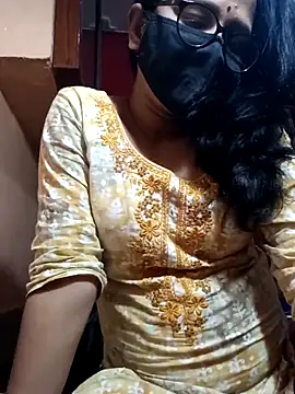 Snapshot of runi31 chatting on 01/16/26, 04:55 runi31 online show from 01/16/26, 04:55