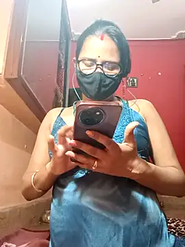 runi31 online show from 10/28/25, 05:34