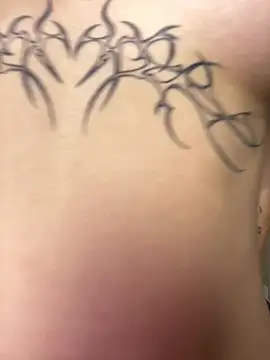 lia foxxy71 online show from 04/20/26, 10:07