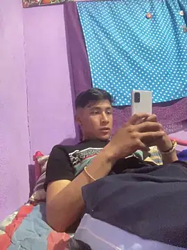 EduardoEspinoza12 online show from 01/28/25, 05:32