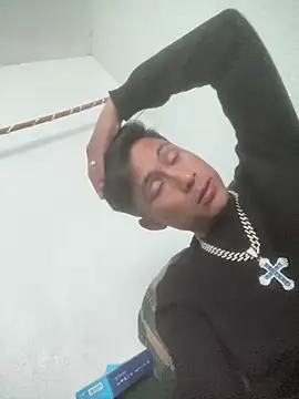 EduardoEspinoza12 online show from 02/01/25, 10:23