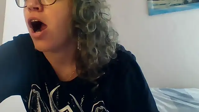 Ju-Hot online show from 05/22/26, 12:36