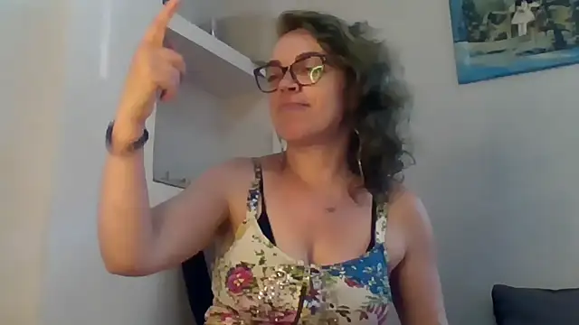 Ju-Hot online show from 05/26/26, 03:54