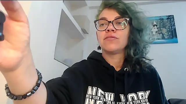 Ju-Hot online show from 04/30/26, 03:52