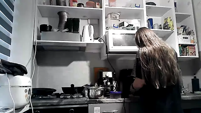 Misssweet s online show from 09/14/25, 04:02