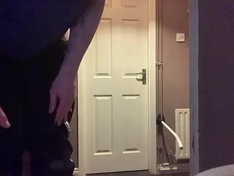 hunkiefend21 online show from 02/25/25, 03:09