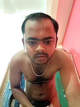 Snapshot of guavam65 chatting on 10/05/25, 07:59 guavam65 online show from 10/05/25, 07:59