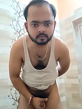 guavam65 online show from 04/07/26, 02:41