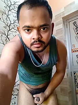 guavam65 online show from 04/14/26, 06:40