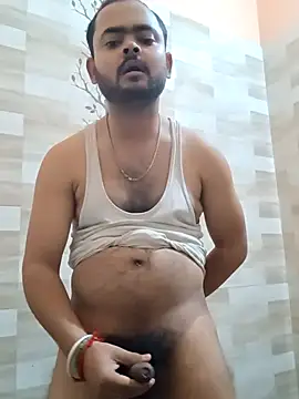 guavam65 online show from 02/25/26, 07:14