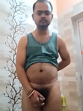 guavam65 online show from 05/06/26, 03:05