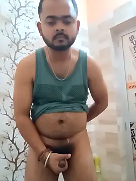 guavam65 online show from 04/16/26, 05:25