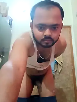 guavam65 online show from 03/28/26, 06:53