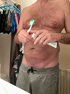 vincent1522 online show from 12/01/25, 07:09