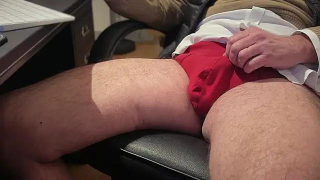 vincent1522 online show from 02/12/26, 07:24