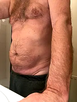 vincent1522 online show from 11/19/25, 06:35