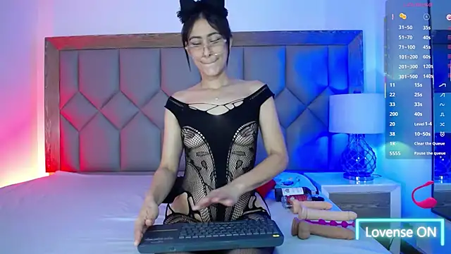 PamelaaPonce online show from 11/06/25, 01:59