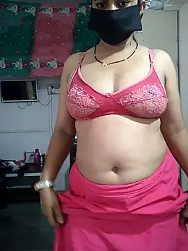 Snapshot of Ananyasingh47 chatting on 09/20/25, 01:32 Ananyasingh47 online show from 09/20/25, 01:32
