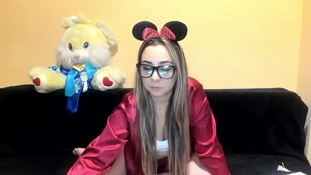 LadyLyanna online show from 11/02/25, 10:48