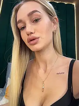 KristinaDane online show from 12/15/25, 03:34