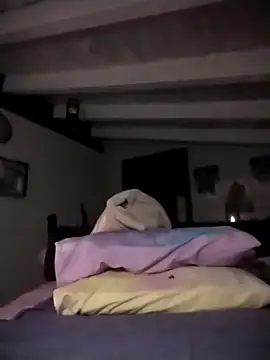 divinaerotica online show from 12/17/25, 06:24