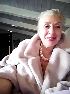 divinaerotica online show from 01/12/26, 02:13