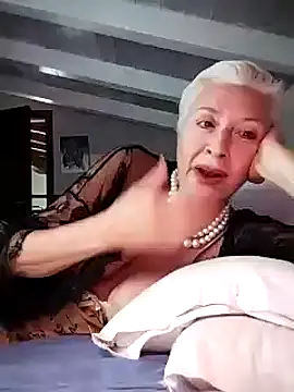 divinaerotica online show from 09/09/25, 01:31