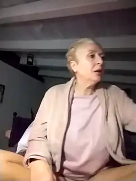 divinaerotica online show from 12/16/25, 08:57