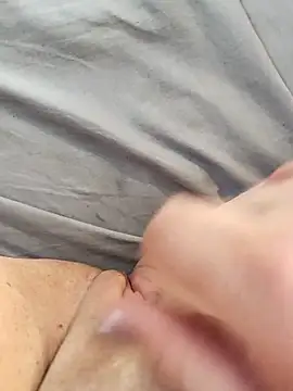 sam0and0katy online show from 04/16/26, 03:57