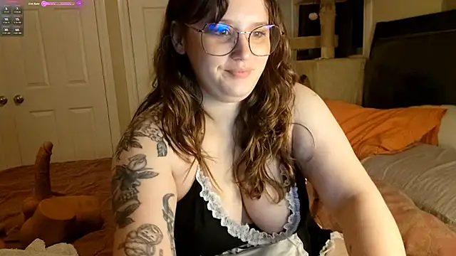 MrsJess online show from 10/13/25, 02:35