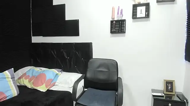 Milu Zam online show from 02/05/26, 05:25