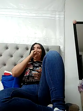 Antoneella vz online show from 11/14/25, 11:52