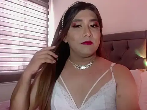 Snapshot of k_i_m_o_r_a_h chatting on 02/20/26, 10:01 k i m o r a h online show from 02/20/26, 10:01