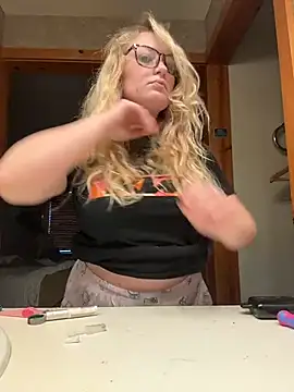 kcmo1010 online show from 11/07/25, 07:40