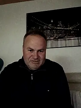 Pourleplasirs online show from 05/16/26, 11:37