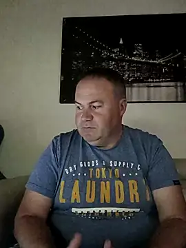 Pourleplasirs online show from 05/21/26, 10:07