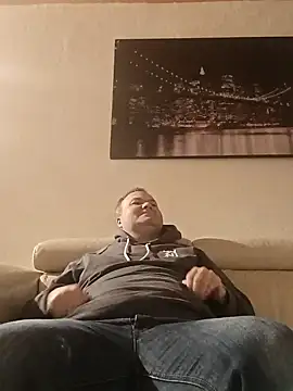 Snapshot of Pourleplasirs chatting on 02/03/25, 10:54 Pourleplasirs online show from 02/03/25, 10:54