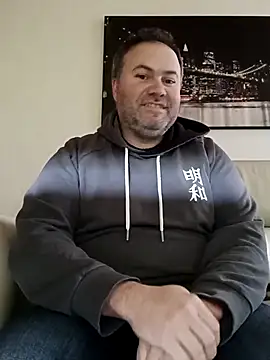 Snapshot of Pourleplasirs chatting on 02/22/25, 04:09 Pourleplasirs online show from 02/22/25, 04:09