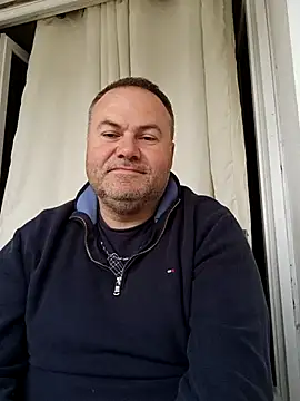 Pourleplasirs online show from 05/19/26, 03:19