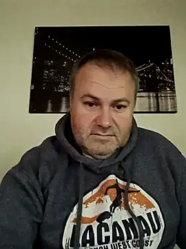 Pourleplasirs online show from 11/22/25, 09:35