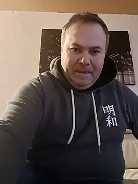 Snapshot of Pourleplasirs chatting on 02/11/25, 01:41 Pourleplasirs online show from 02/11/25, 01:41