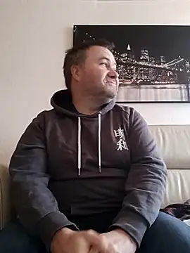 Snapshot of Pourleplasirs chatting on 02/21/25, 12:38 Pourleplasirs online show from 02/21/25, 12:38