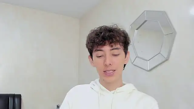 miketwink online show from 12/23/25, 03:39