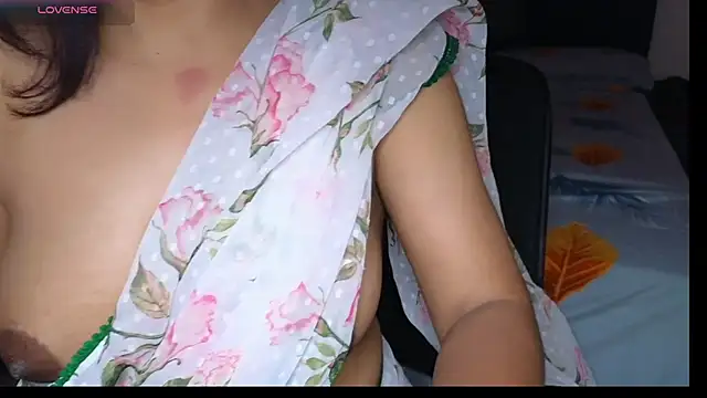 MISS MYRA online show from 02/01/25, 07:02