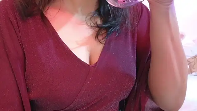 MISS MYRA online show from 02/09/26, 10:13