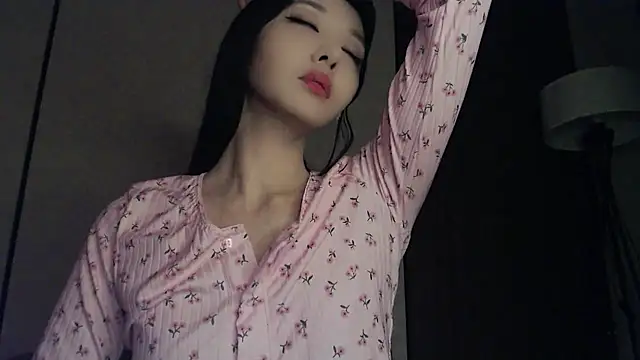 Fudzik0 online show from 04/01/26, 03:52