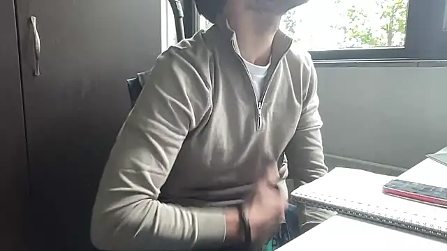 bullyboyy online show from 10/03/25, 10:17